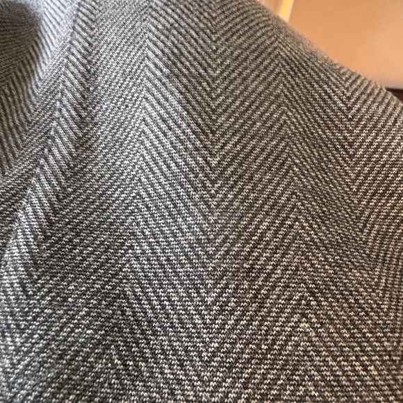 Ann Taylor women’s Gray Dress Pants with ankle zipper accents NWT - Picture 5 of 12